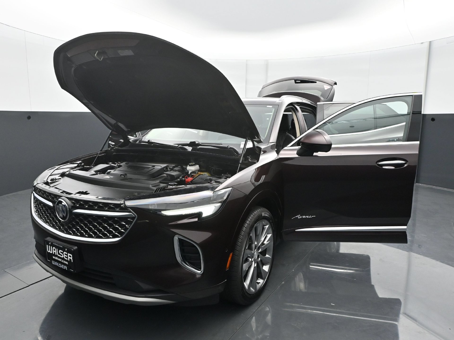 Used 2021 Rich Garnet Metallic Buick AWD 4dr Avenir image 31