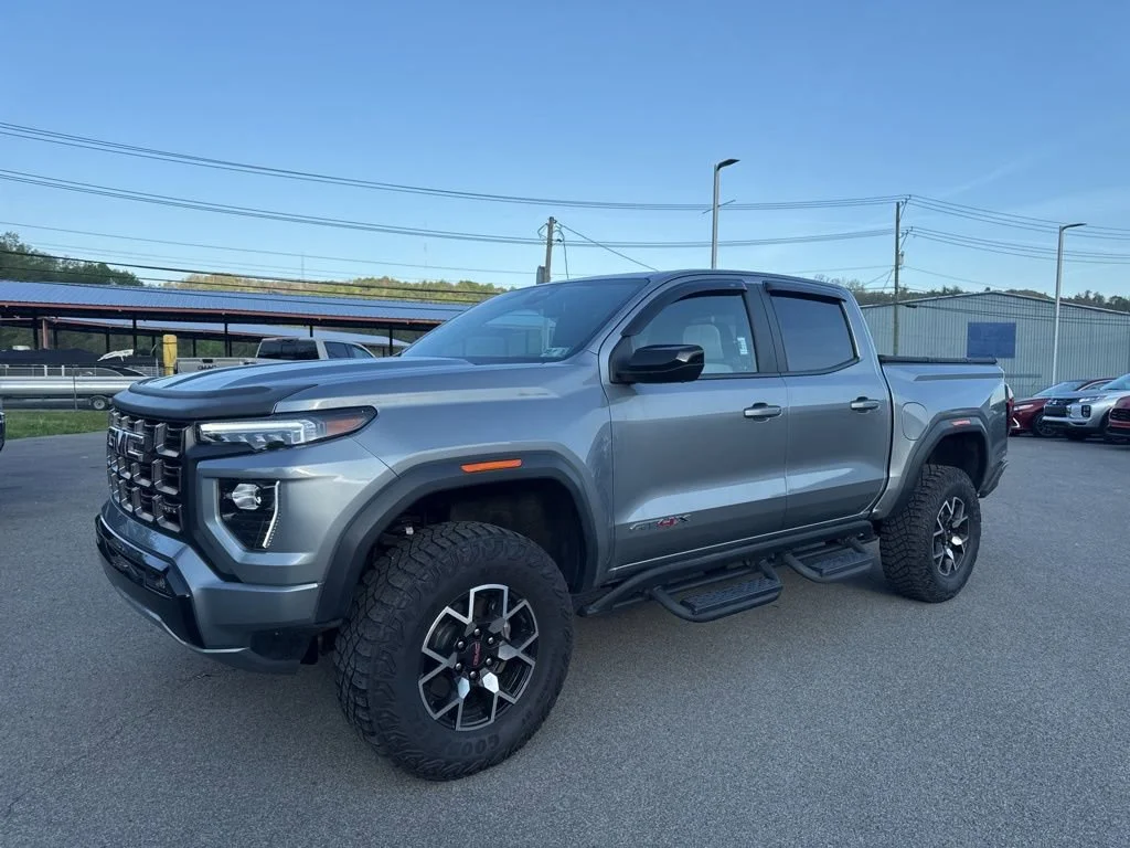 2024 GMC Canyon 4WD AT4X Crew Cab Short Box's photo