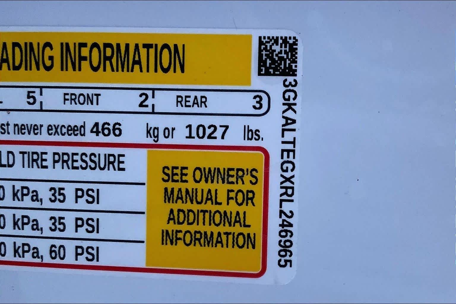 Used 2024 Summit White GMC SLE image 29