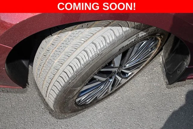 Used 2024 Red Nissan 2.5 SV image 10