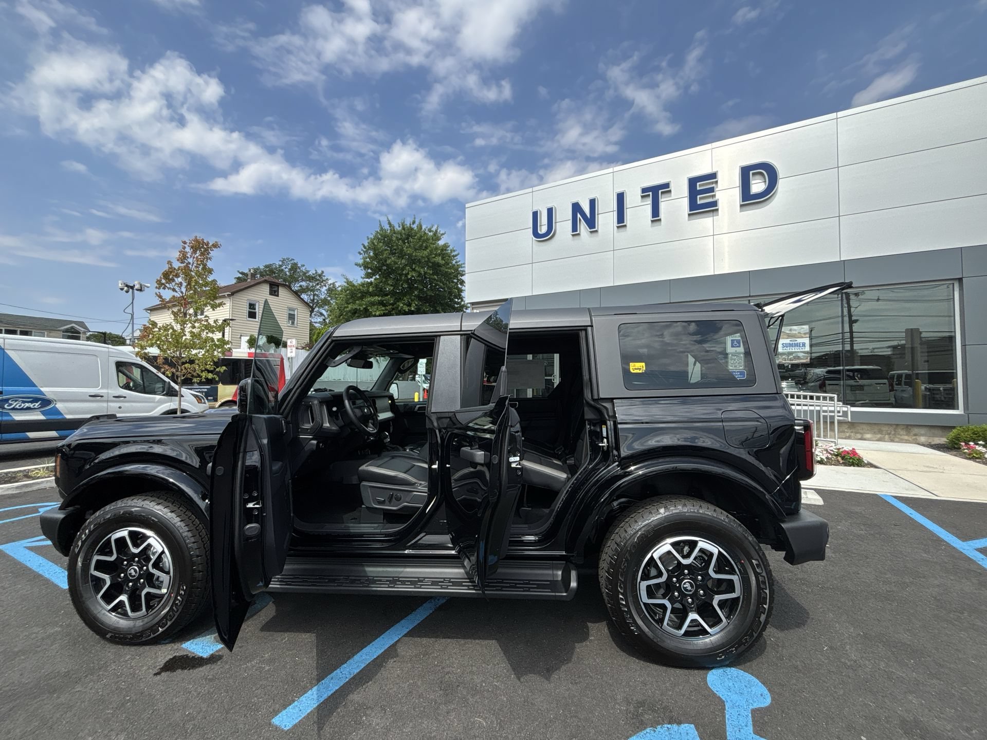 New 2026 Shadow Black Ford Outer Banks® image 28
