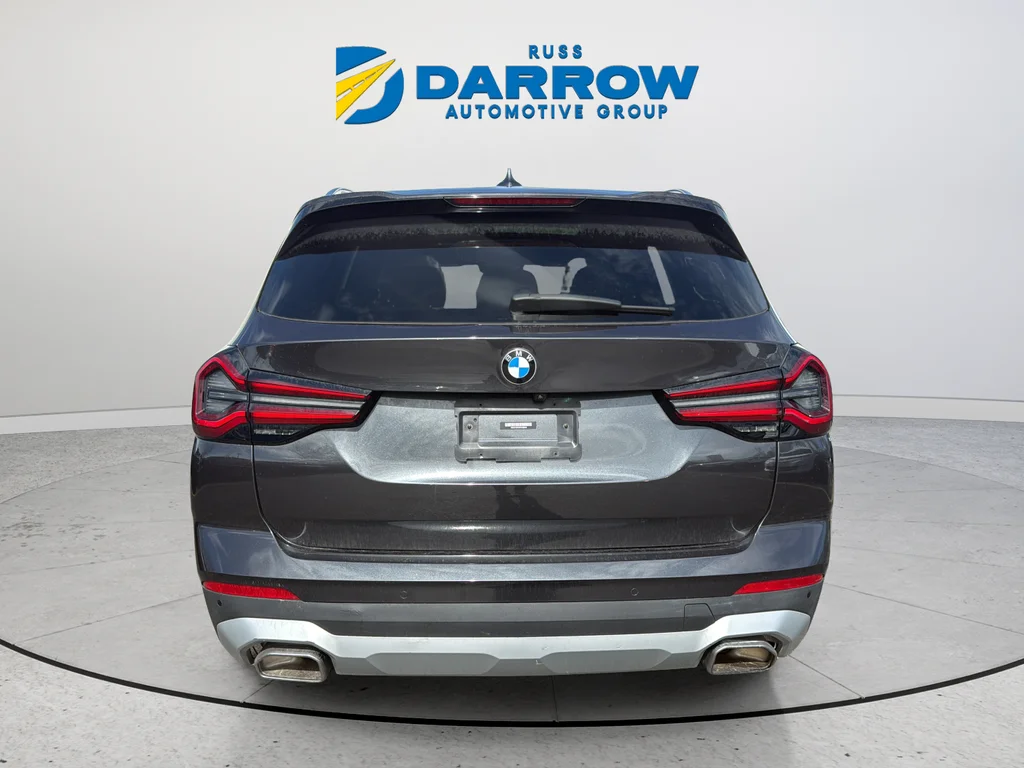Used 2023 Gray BMW xDrive30i image 4