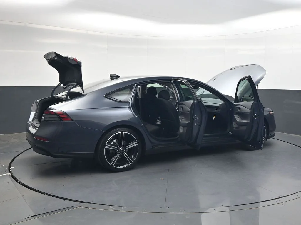 New 2026 Meteorite Gray Metallic Honda SE image 34