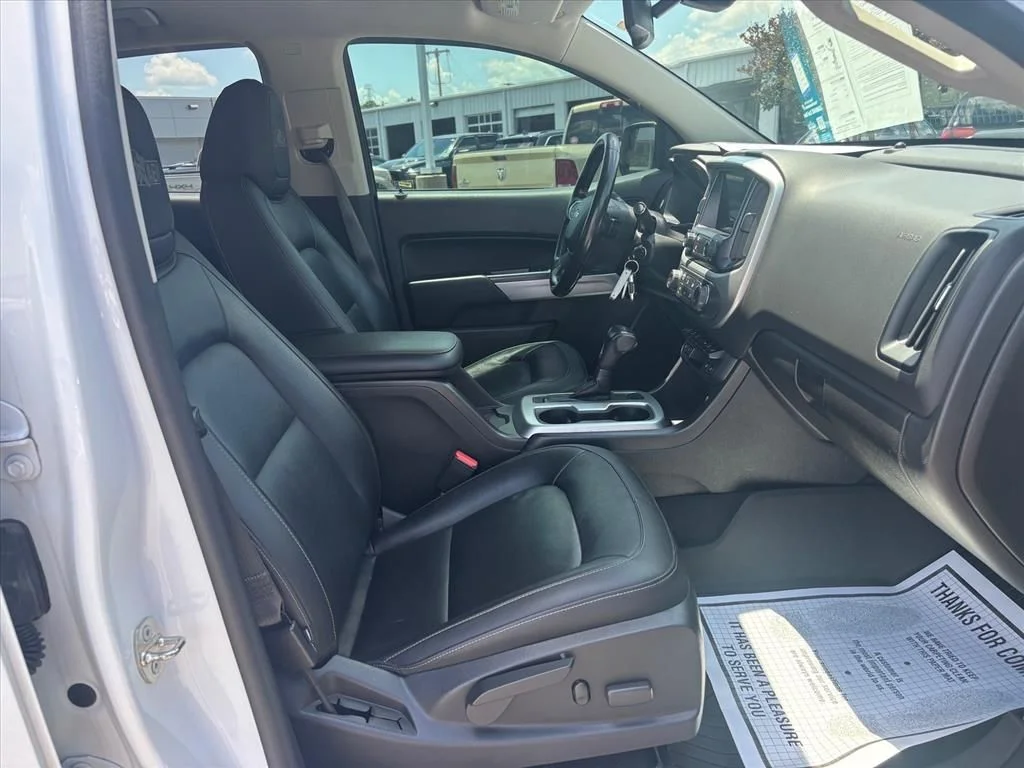 Used 2019 White Chevrolet ZR2 image 14