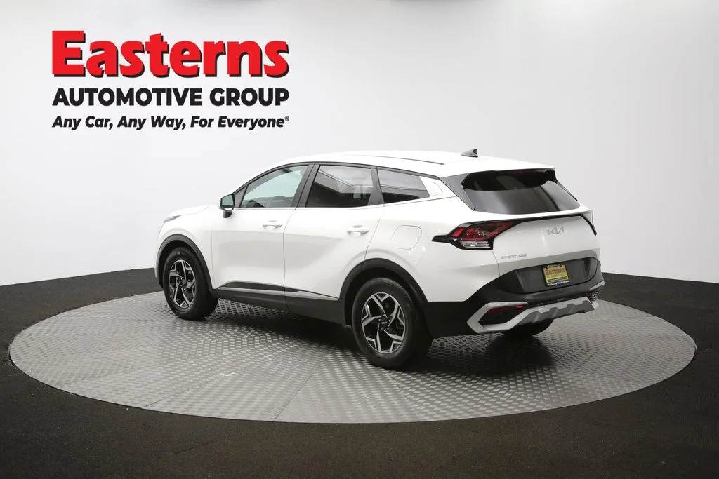 Used 2023 White Kia LX image 61
