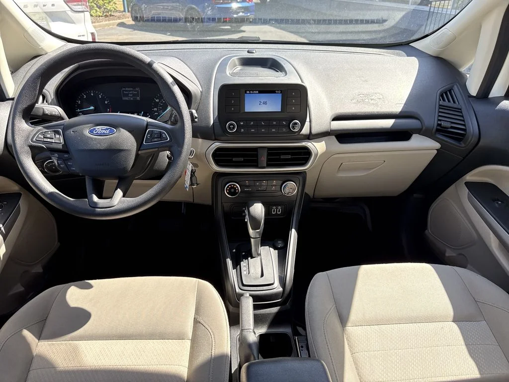 Used 2020 Diamond White Ford S image 10