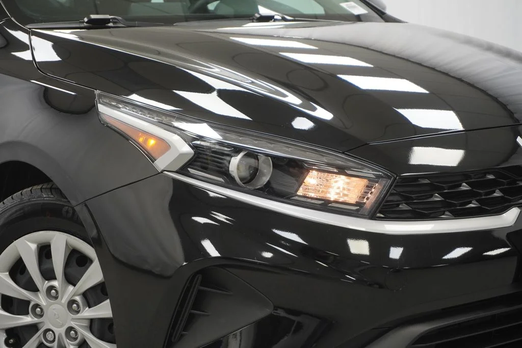 Used 2024 Black Kia LX image 6