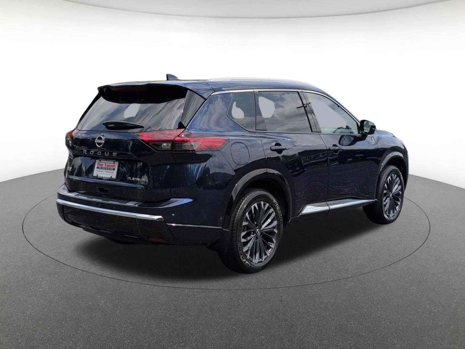 Used 2024 Deep Ocean Blue Pearl Nissan Platinum image 9