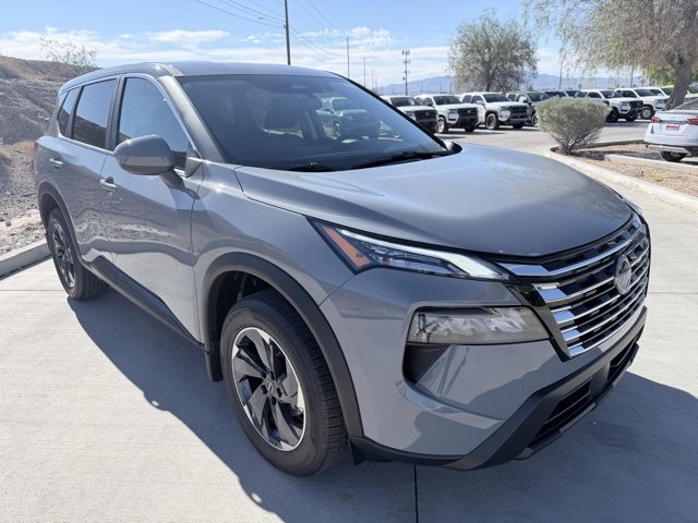 2026 Nissan Rogue SV photo 2