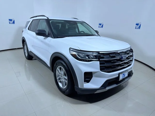 2026 Ford Explorer Active RWD