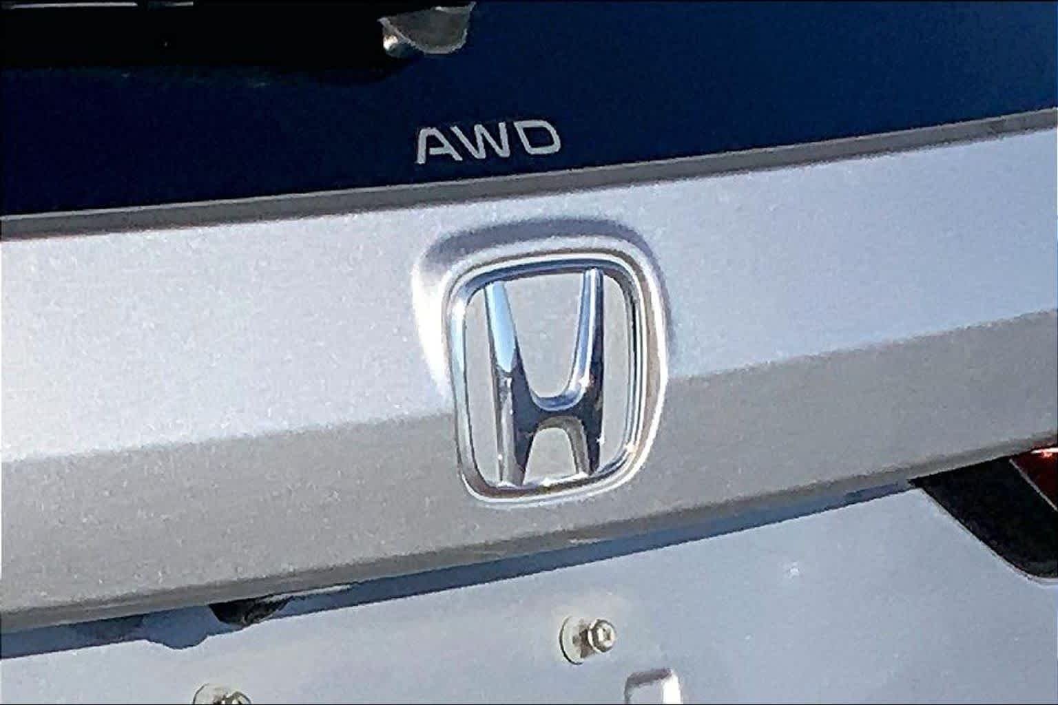 Certified Used 2023 Lunar Silver Metallic Honda Sport Touring image 31