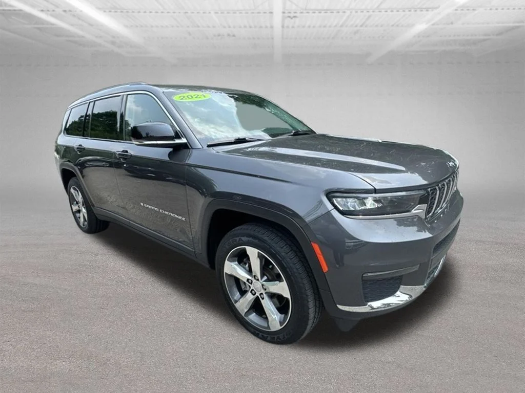 Used 2021 Gray Jeep Limited image 8