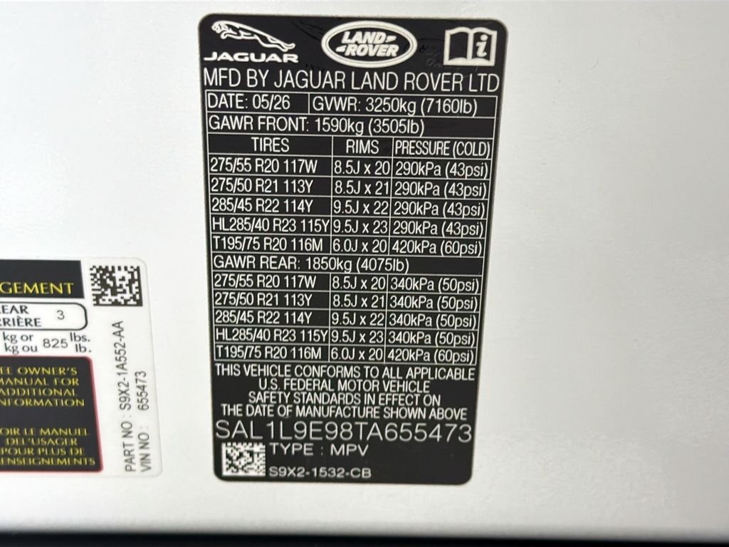 New 2026 Fuji White Land Rover Dynamic SE image 34