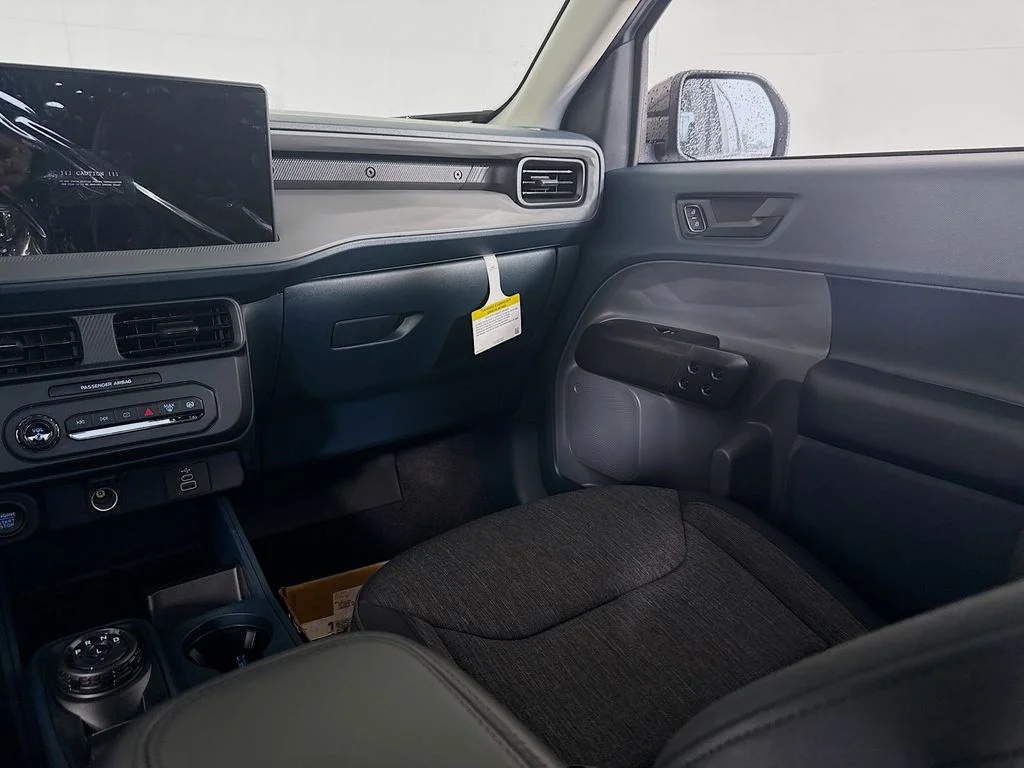 New 2026 Space White Metallic Ford XLT image 21