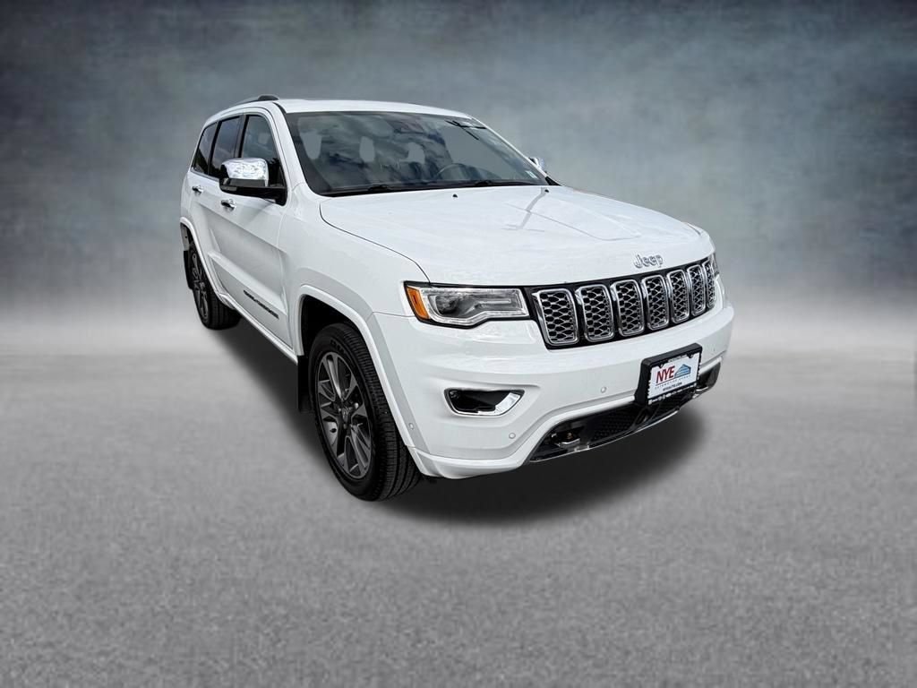 Used 2017 Bright White Clea Jeep Overland image 8