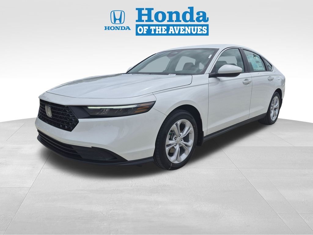 New 2026 Platinum White Pearl Honda LX image 3