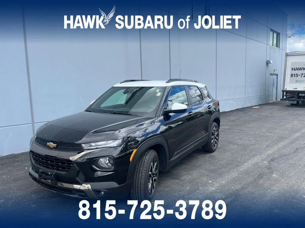 Used 2022 Mosaic Black Metallic Chevrolet ACTIV image 3