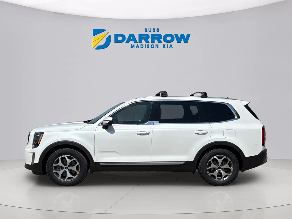 Used 2020 Snow White Pearl Kia EX image 2