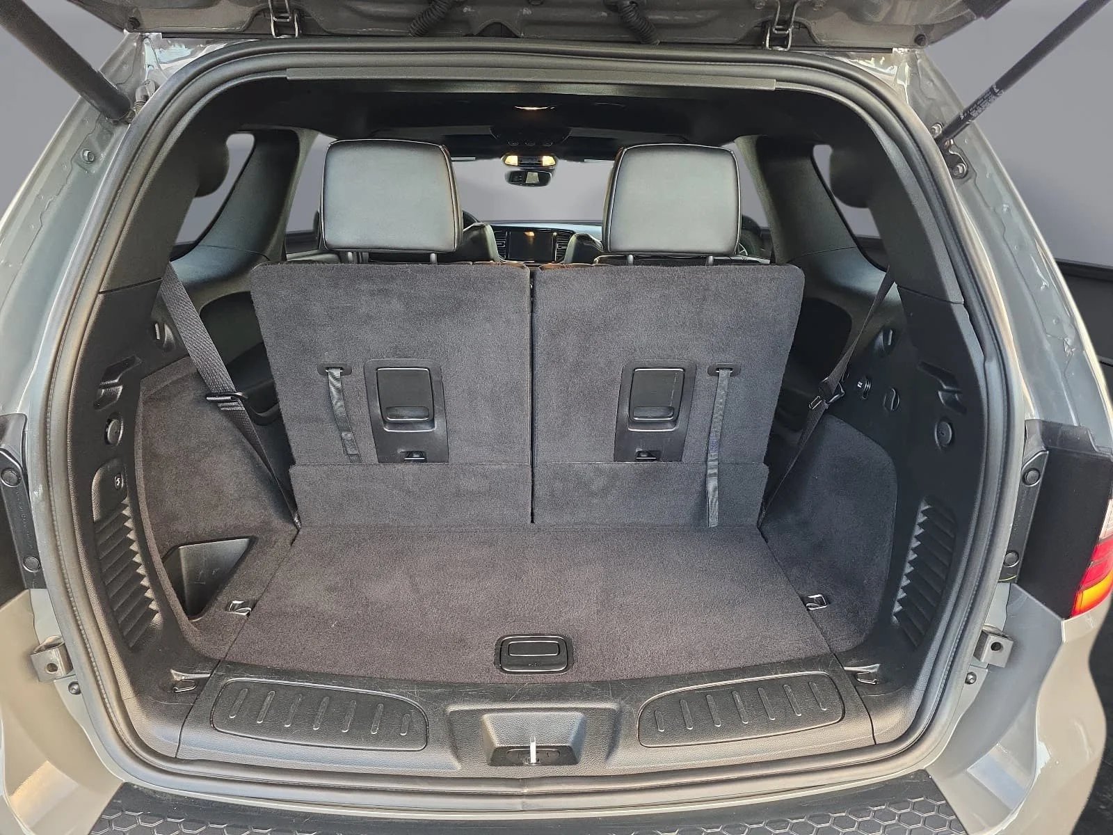 Used 2025 Destroyer Grey Dodge R/T image 28