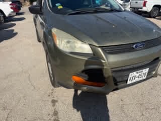 Pre-Owned 2013 Ford Escape S