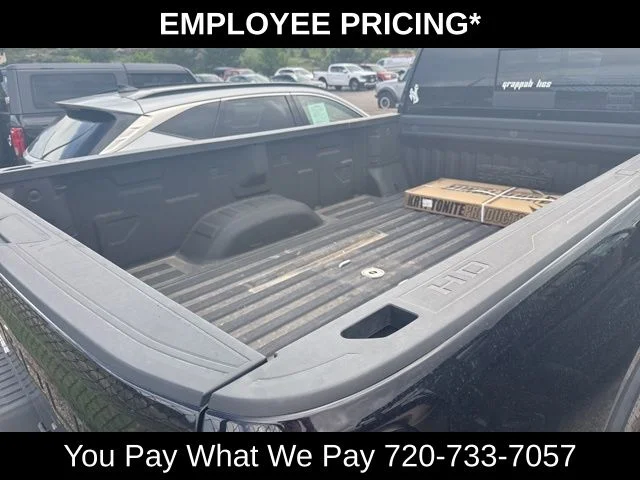 Used 2024 Black Chevrolet High Country image 6