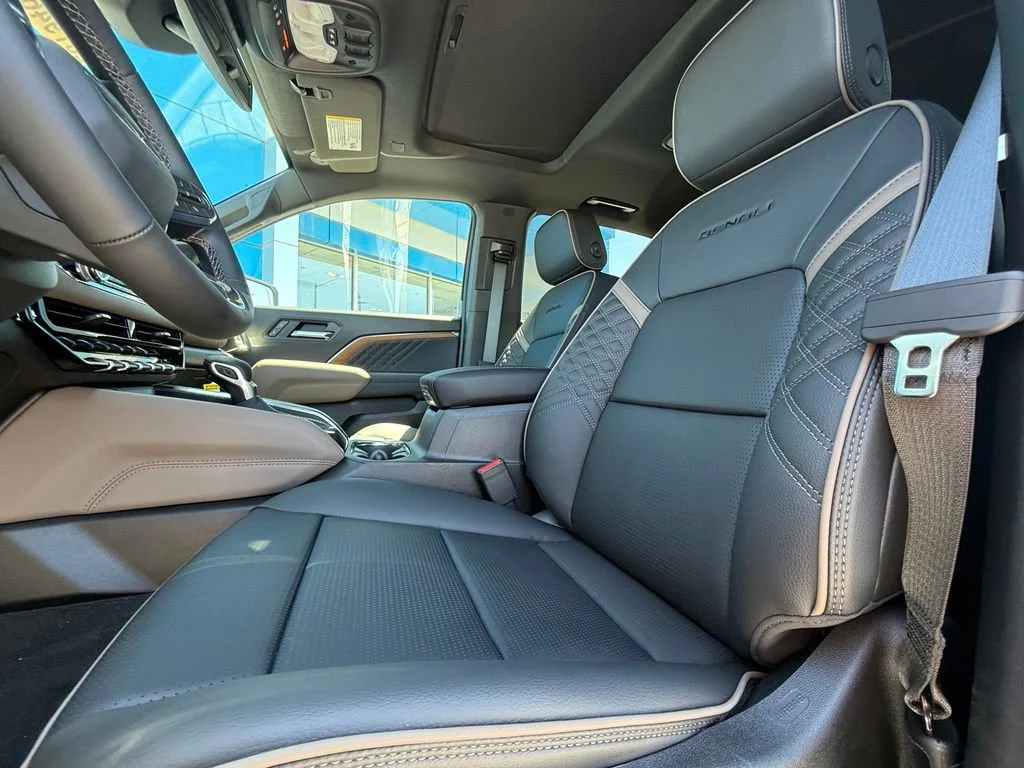 New 2026 Summit White GMC Denali image 32