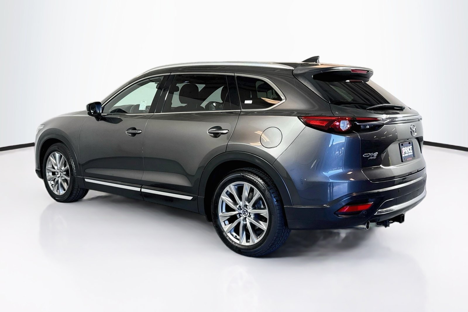 Used 2017 Machine Gray Metallic Mazda Signature image 7