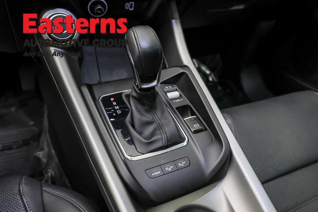 Used 2024 Green Alfa Romeo Ti image 13