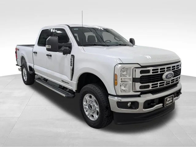 New 2026 Oxford White Ford F-250® XLT image 54