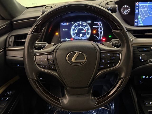 Used 2019 Matador Red Mica Lexus 350 Luxury image 27