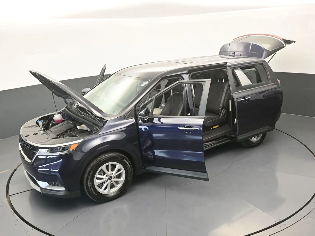 Used 2024 Deep Chroma Blue Kia LX image 64