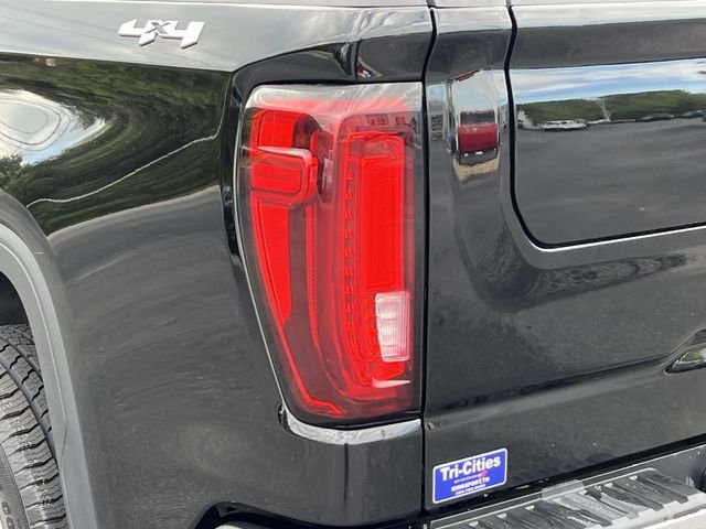 Used 2025 Black GMC SLT image 5