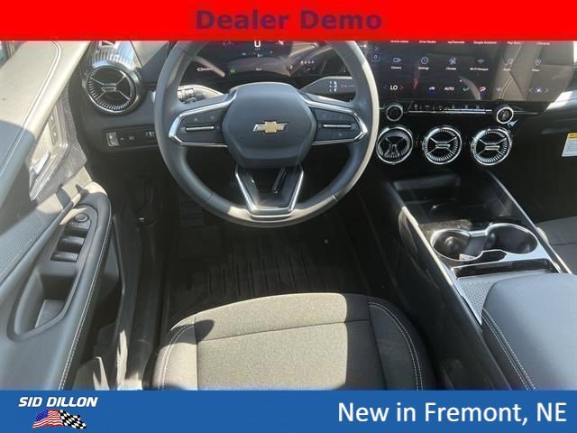 New 2026 Sterling Gray Metallic Chevrolet LT image 4