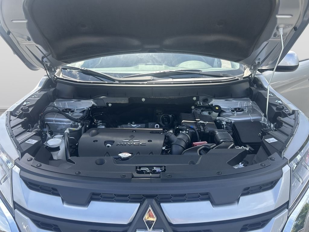 New 2026 ALLOY SILVER METALLI Mitsubishi 2.0 ES image 30
