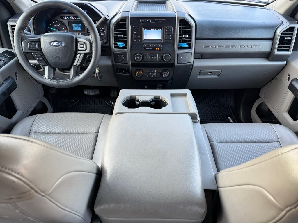 Used 2021 Oxford White Ford XL image 18