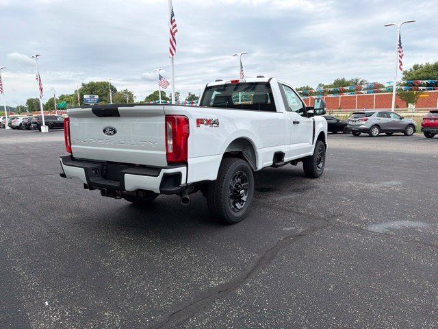 New 2027 Oxford White Ford XL image 19