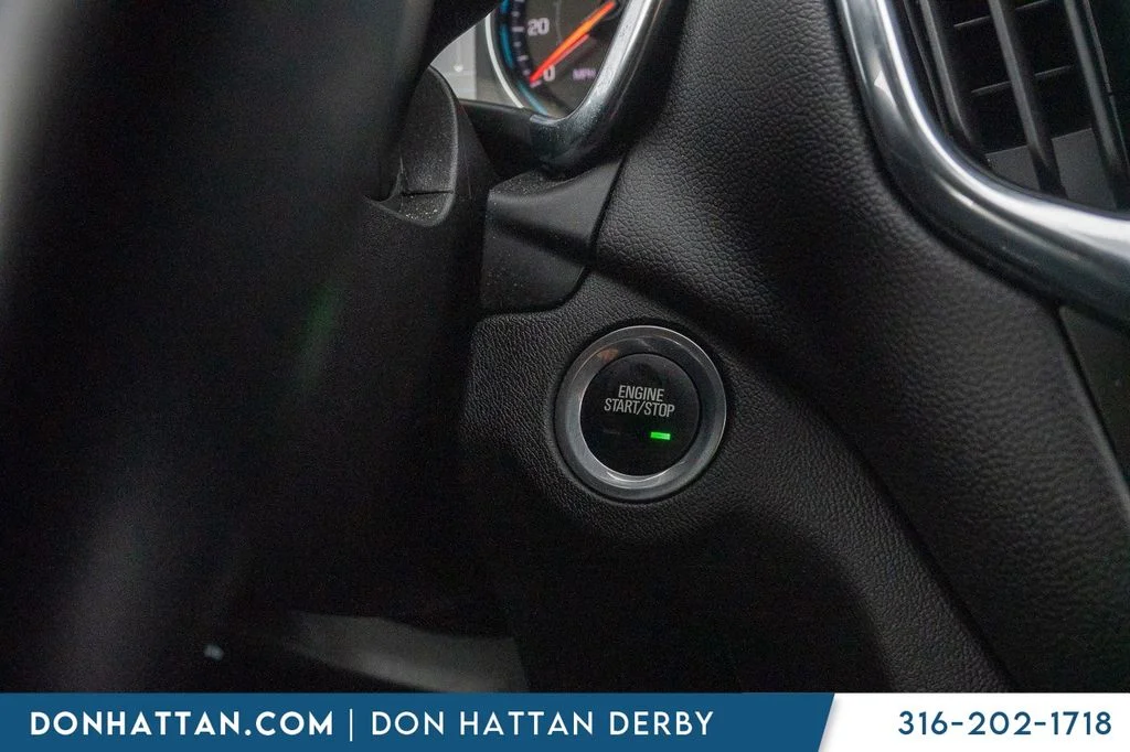 Used 2024 Gray Chevrolet LT image 11