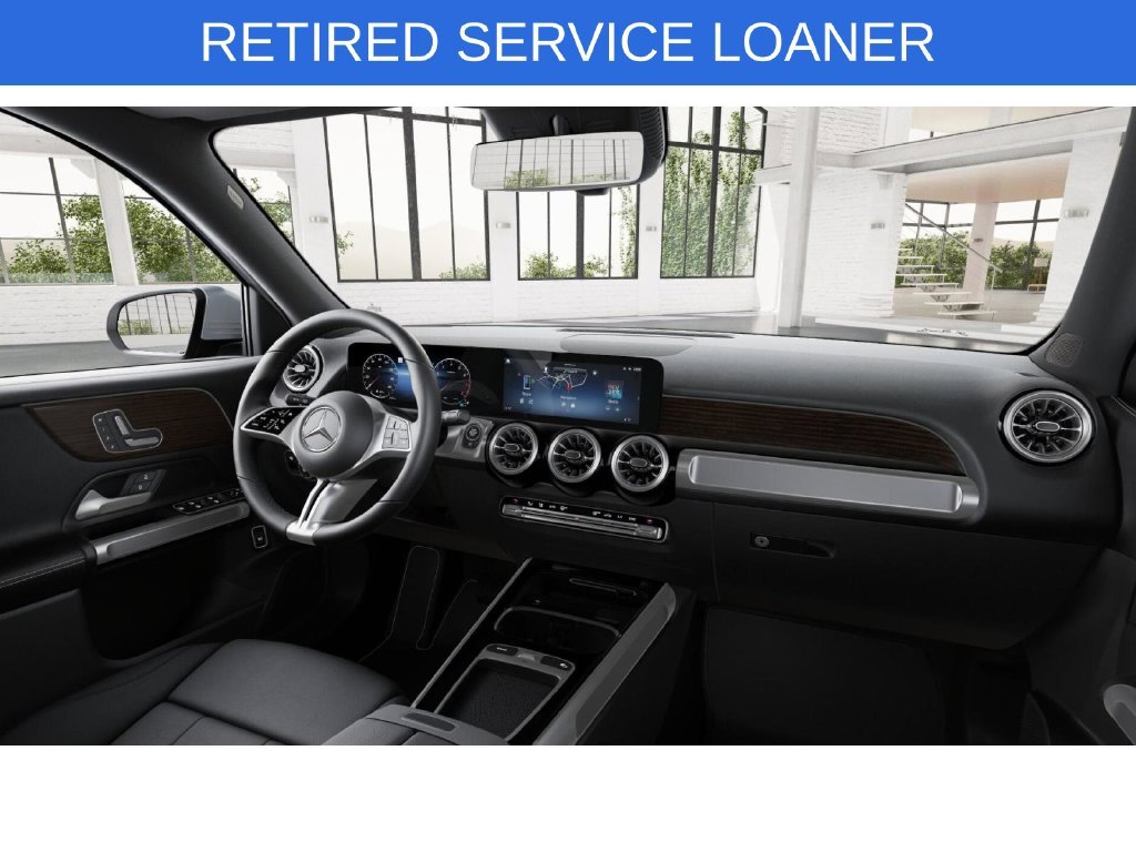 Used 2026 Silver Mercedes-Benz GLB 250 image 6