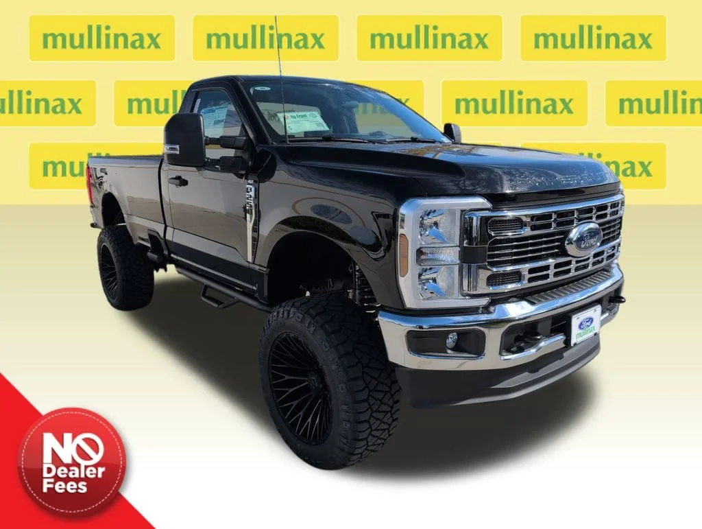 New 2026 Black Ford XLT image 1