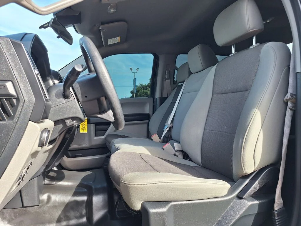 Used 2020 Black Metallic Ford XL image 22
