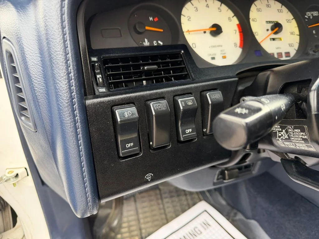 Used 1989 White Toyota Turbo image 18