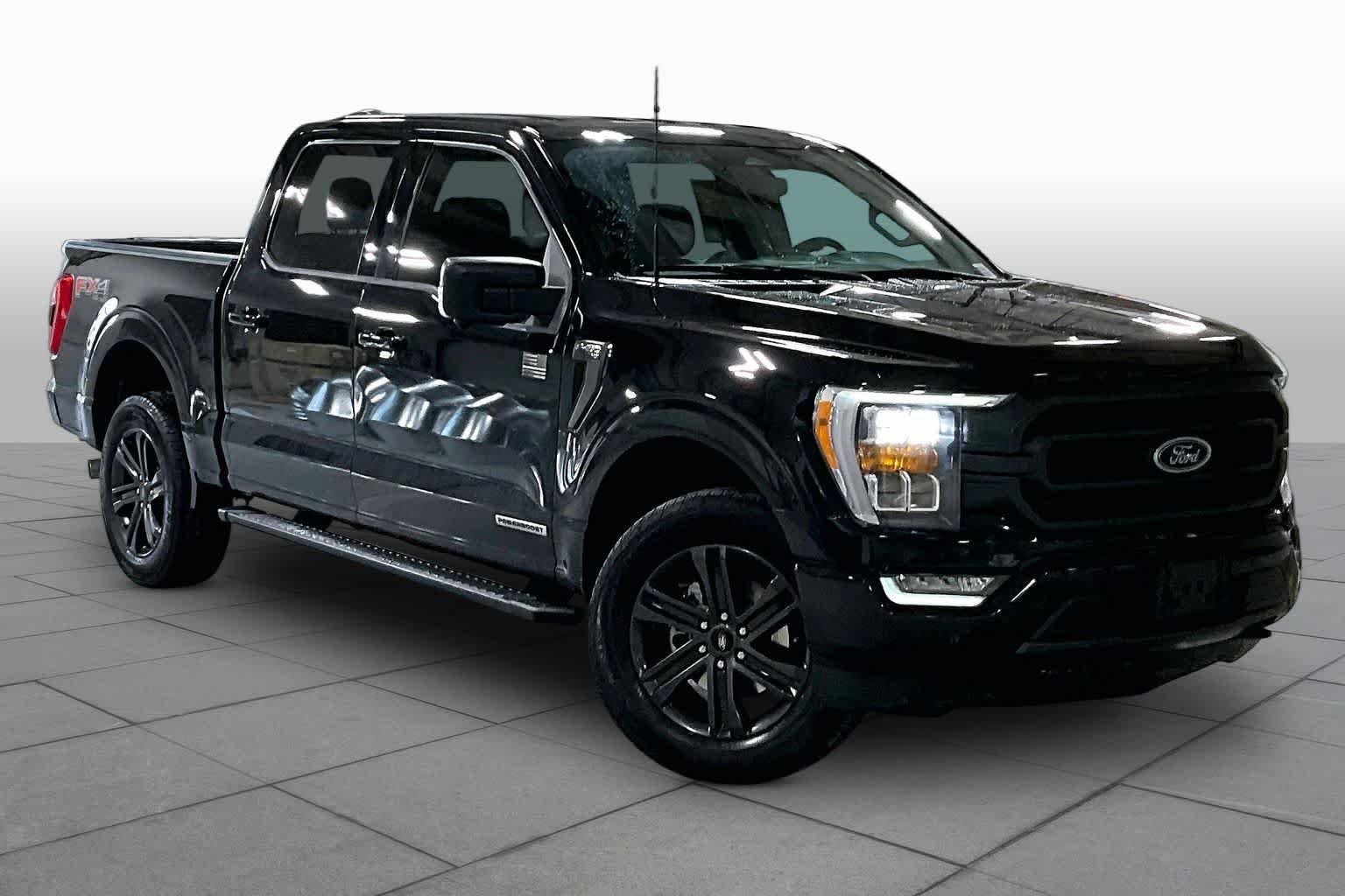 Used 2021 Agate Black Ford XLT image 3