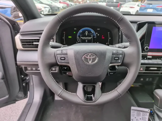 Used 2026  Toyota SE image 16