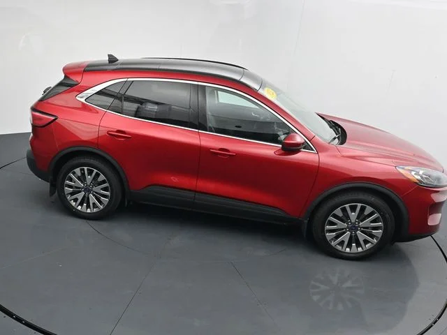 Used 2022 Red Ford Titanium image 27