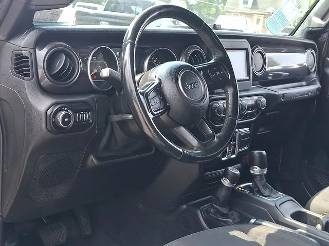 Used 2021 Green Jeep Sport Altitude 4x4 image 56