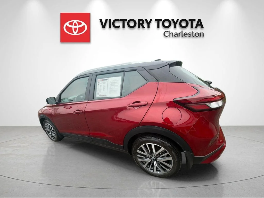Used 2024 Red Nissan SV image 3
