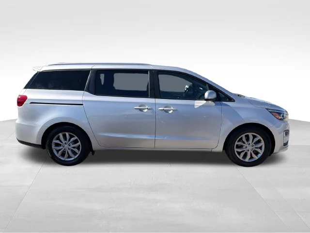 Used 2020 Silver Kia EX image 8