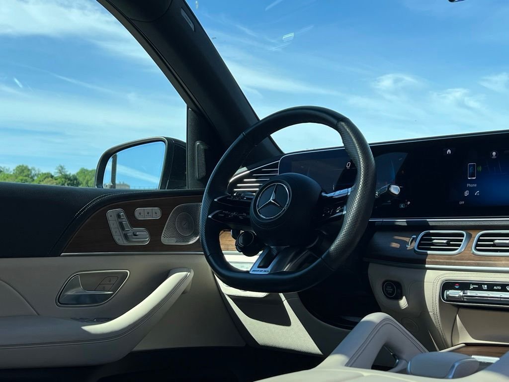 Certified Used 2024  Mercedes-Benz GLE 53 AMG® image 19