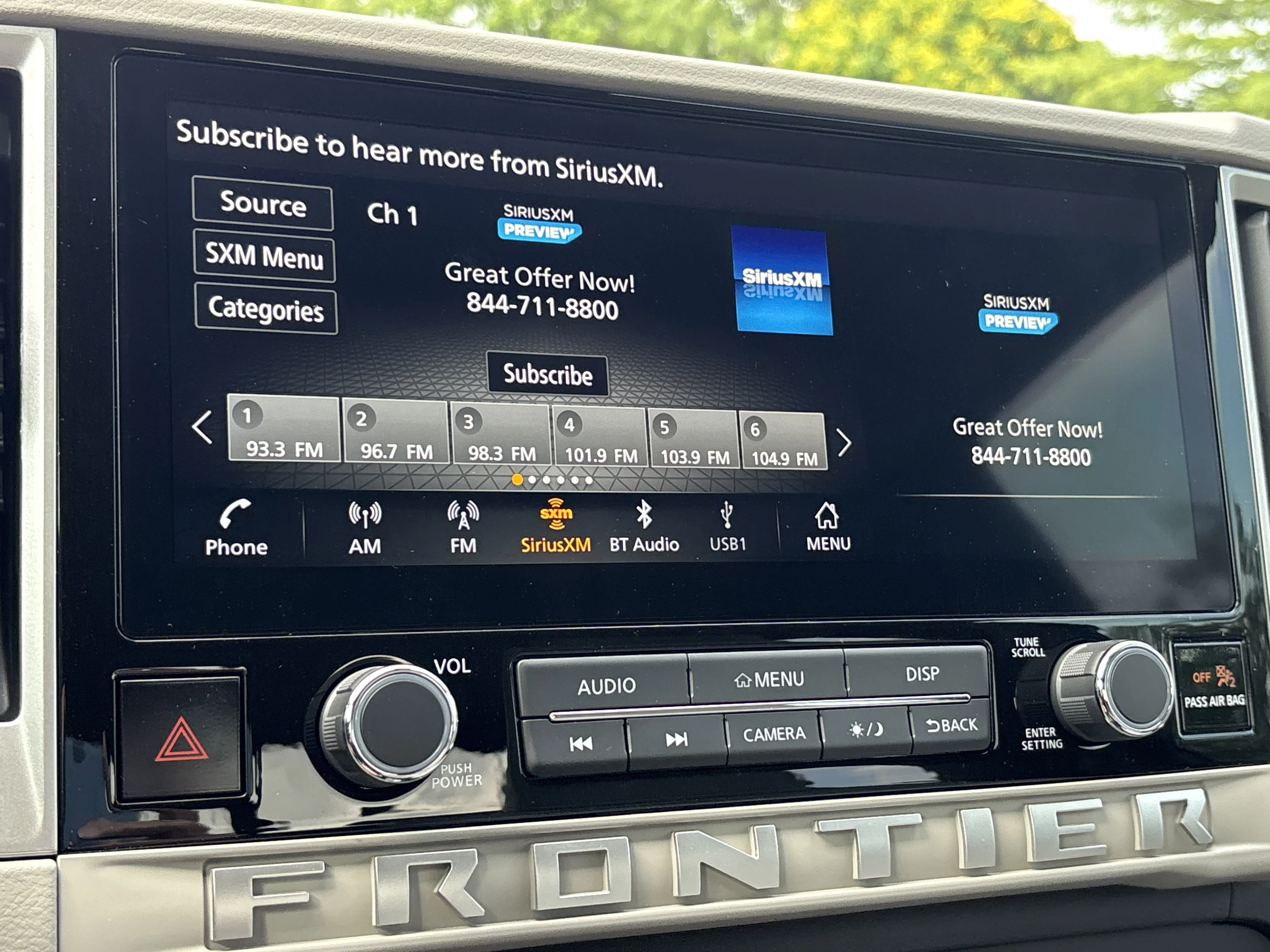 Used 2025 Bluestone Pearl Nissan SV image 29