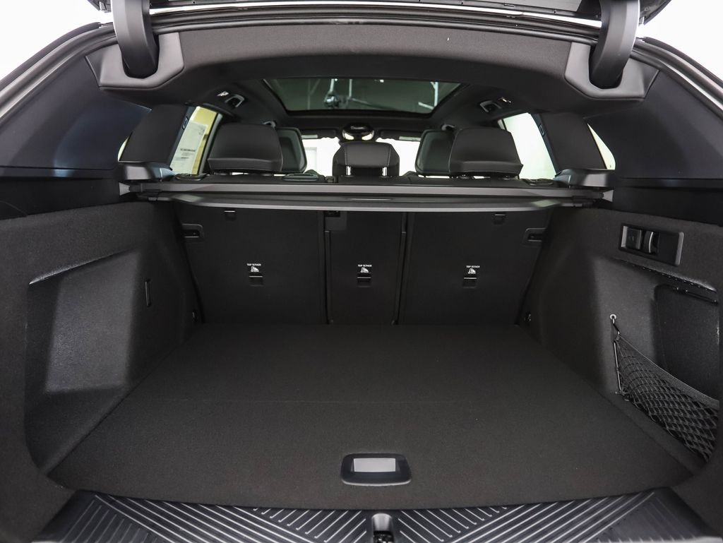 Used 2026 Dark Graphite BMW 30 xDrive image 24